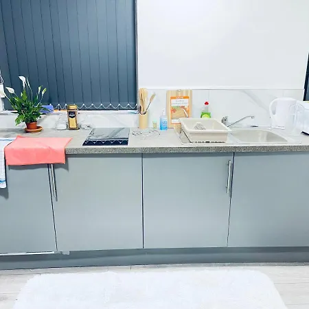 1 Bed 아파트 *